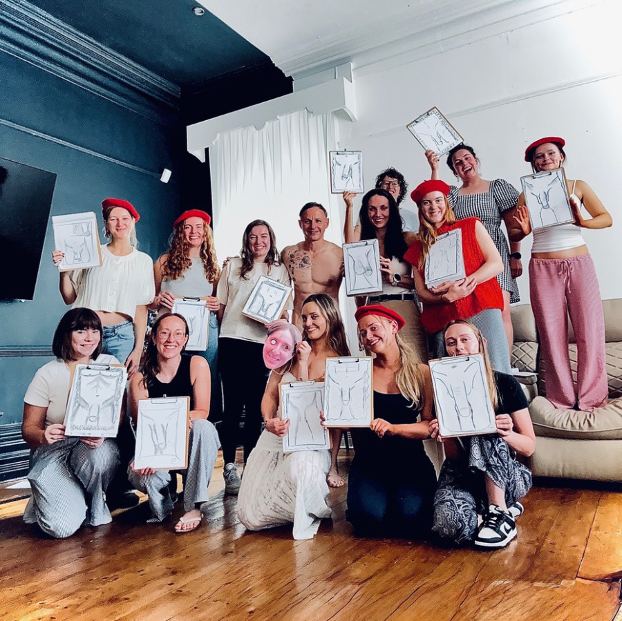 life model sam hen parties