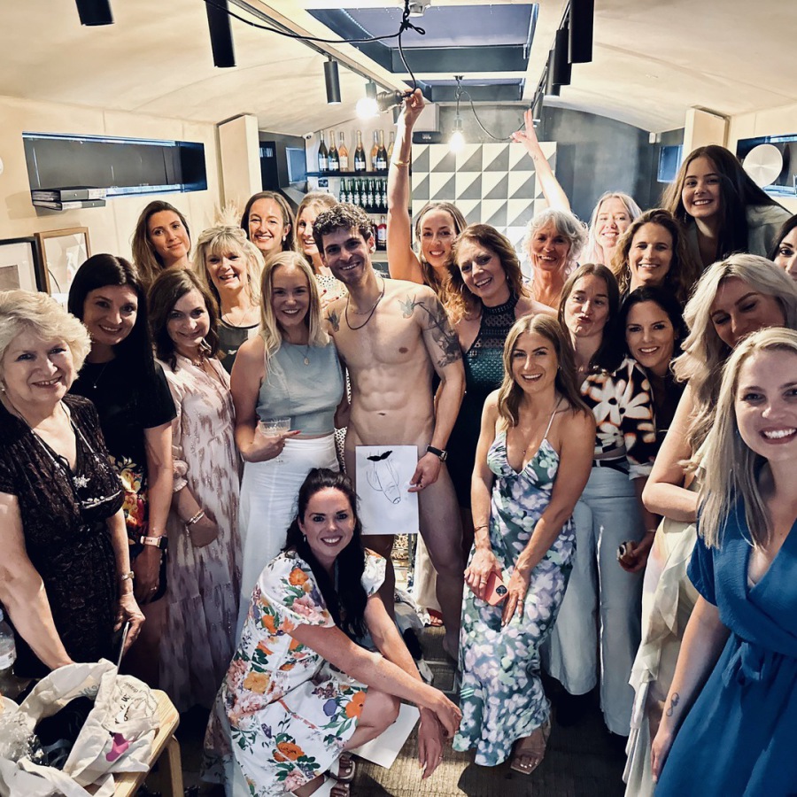 life drawing class model