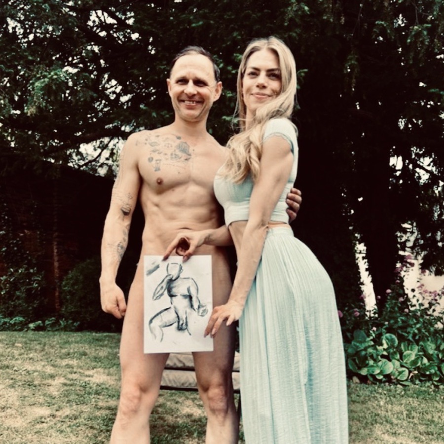 hen life drawing class