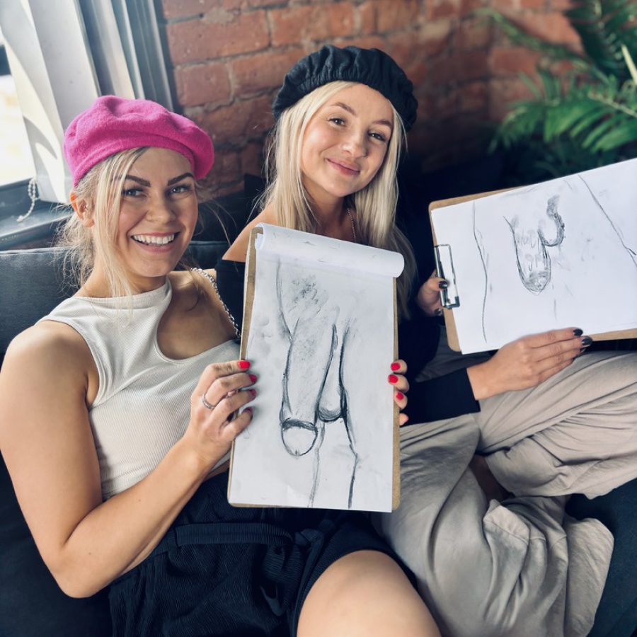 hen life drawing class