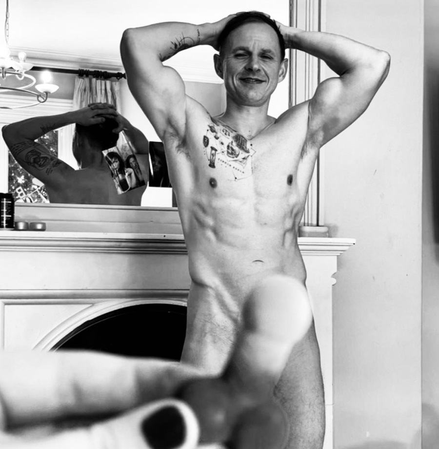 life drawing for hen party