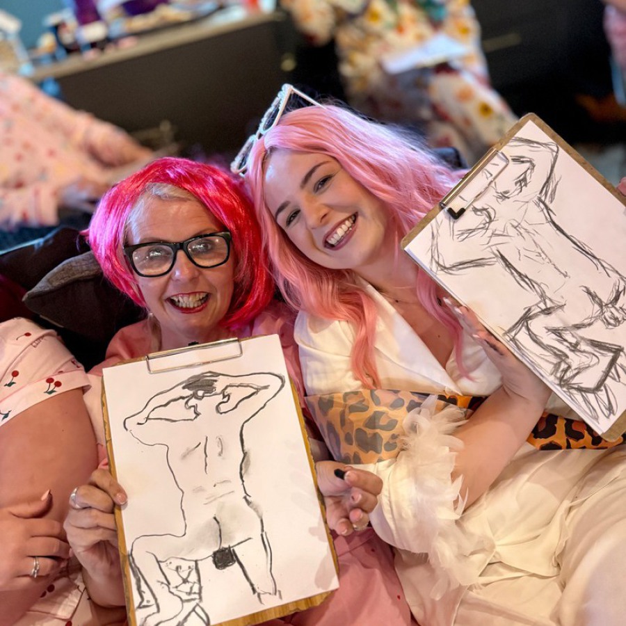 hen life drawing