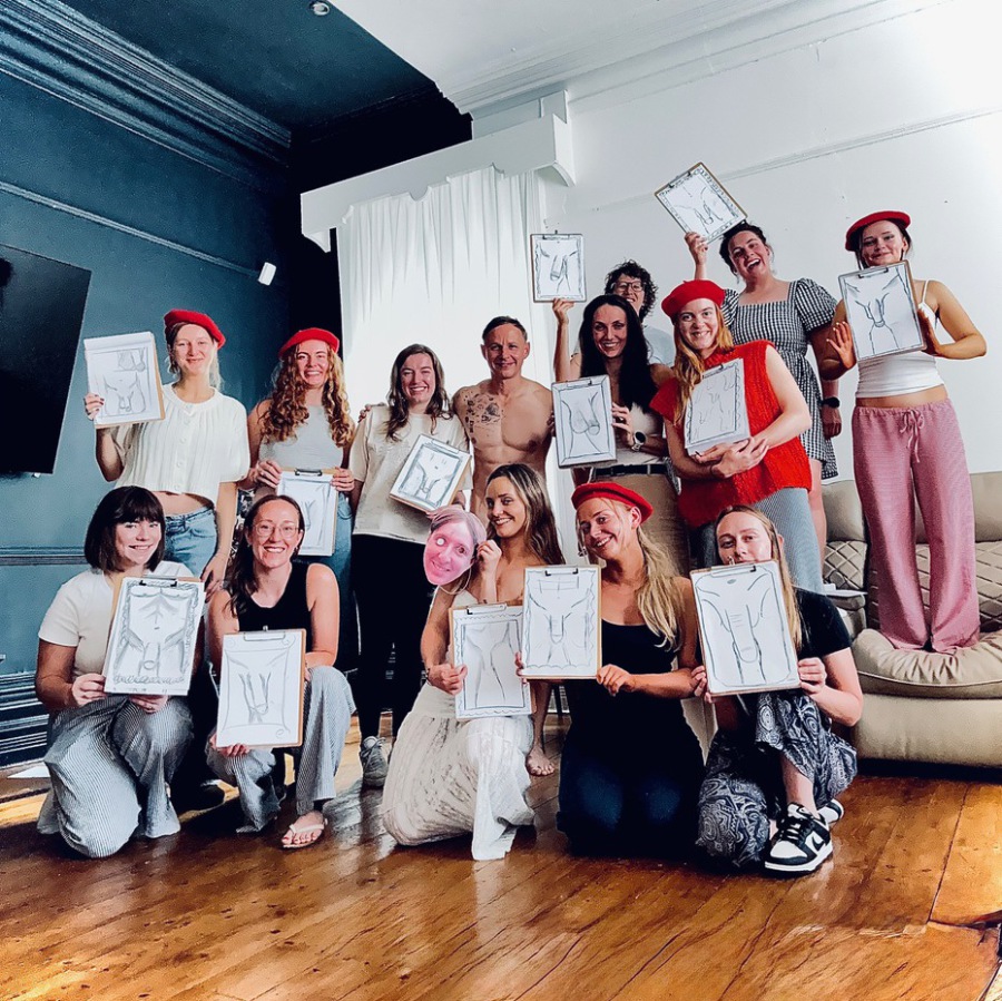 life drawing hens party